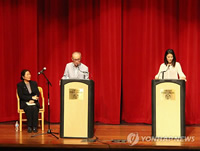 고은 시인 시카고 방문 연합뉴스